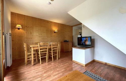 Chalet lumineux 3 pièces, 4 pers, proche remontées et pistes, balcon, parking, wifi gratuit - FR-1-525-270 - Photo 7