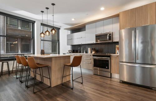 Experience Downtown Chicago at Millennium - Luxury Apartments in The Loop - Photo 20