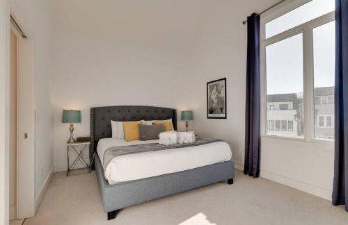 Epic Location- Steps from 12th S, Sleep12 - Foto 48