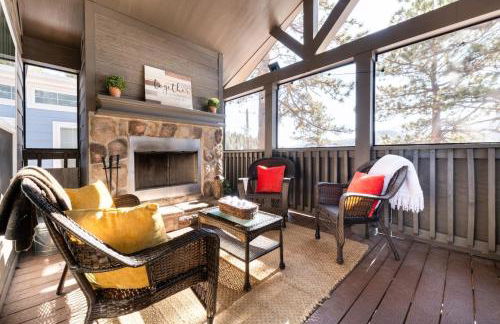 Rustic Escape Fireplace, BBQ Grill & Scenic Views - Foto 35