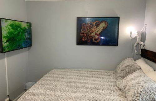 Whole House with Lake and Lift Bridge Overlook for 10 Guests - Foto 42