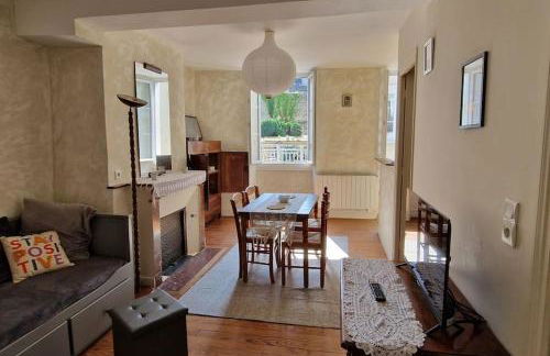 Spacieuse Maison de ville - Quartier Calme - 10 Personnes - Foto 15