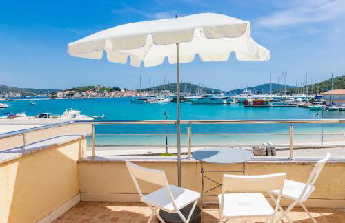 Apartments Mikulić - Photo 14