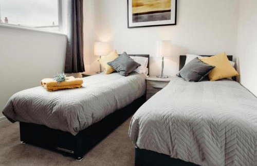 Modern 2 bed 1st Floor Apartment by Jesswood Properties Parking Wi-fi - Foto 7