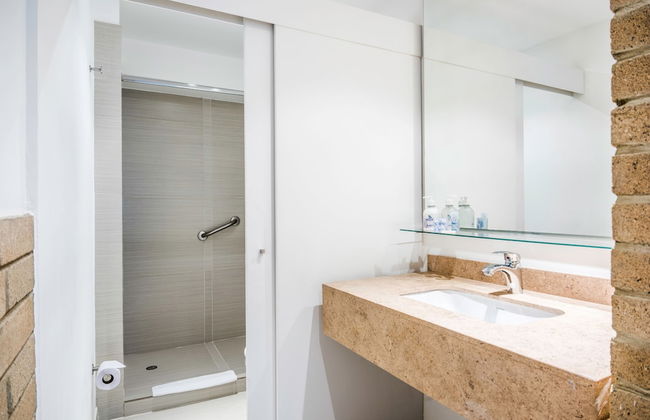 Viaggio Teleport Suites - Photo 65