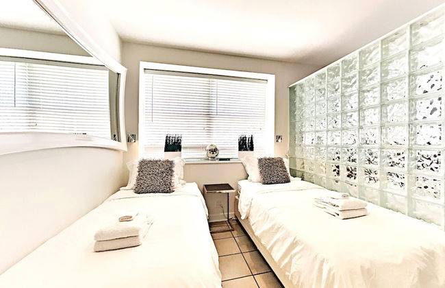 Beachfront 4 Room Ocean Drive Deluxe Suite - Foto 11