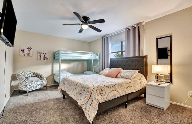 Heated Pool 3b 2b Home 10 Mins to Beach - Photo 16