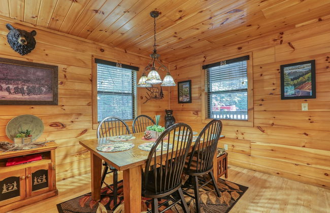 Elk Run On Cosby Creek - 2 Bedrooms, 2 Baths, Sleeps 7 Cabin by RedAwning - Foto 22