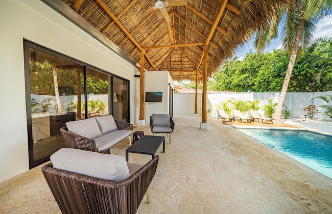 Tropical Brand new 4 BR gem in Potrero Near Beach - Casa Marzo - Photo 1