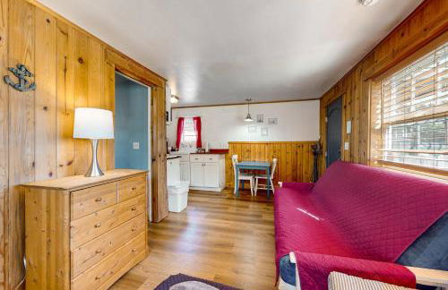 Hidden Villa Cottage #1 - The Nautical Cottage - Photo 4