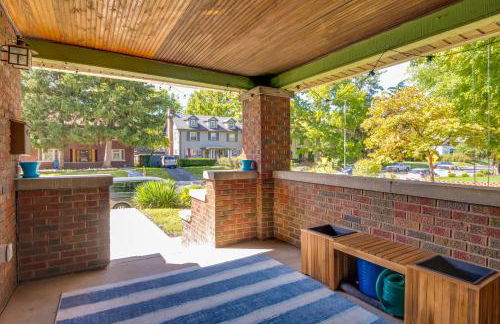 Near Family Fun! Centrally Located Indy Charmer - Foto 31