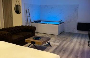 L'Eden Spa - Jacuzzi - Saint-Etienne - Foto 21