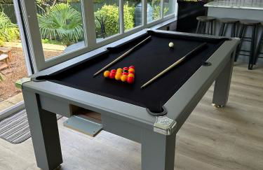 Waterside Cottage - Hot Tub, Mooring, Arcade, Bar - Foto 7