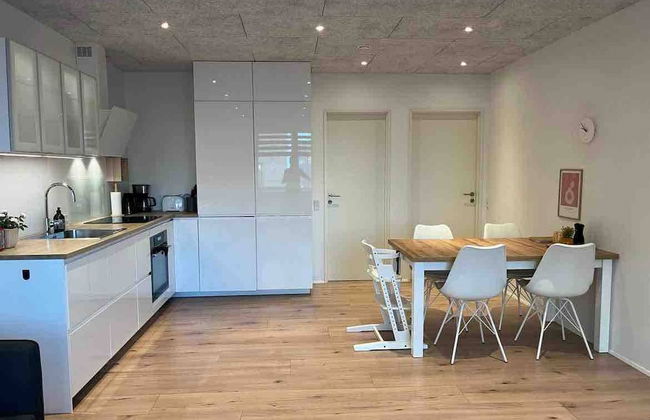 Cozy Ocean View Apartment in Hoyvík, Faroe Islands - Foto 12