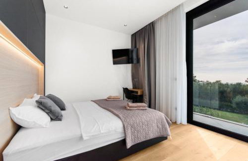 Villa Nura for 8 persons near Poreč with 36 m2 heated pool, with sauna & sea view - Foto 30