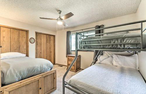 Deck and Hot Tub Rustic Groveland Home! - Foto 22