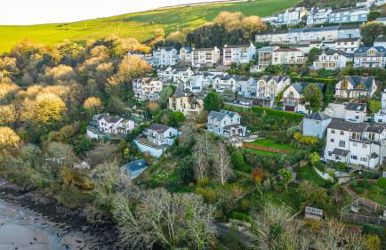 Homefield - Chic charm with unrivalled river views - Foto 70