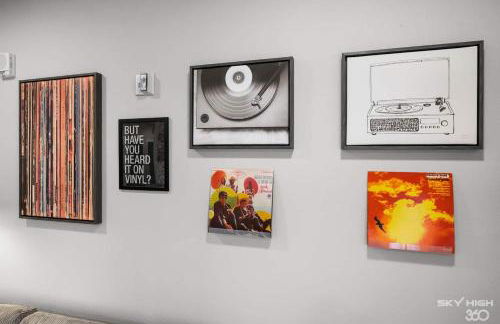 Cozy Luxury Apt, Gym, King Bds, Comfy Sectional - Foto 12