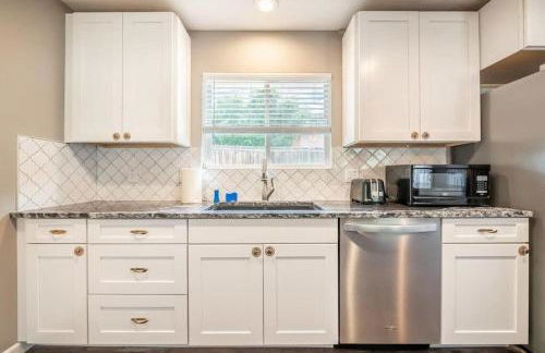 Flagstone Hall! Family Home w Scenic Views - Foto 12