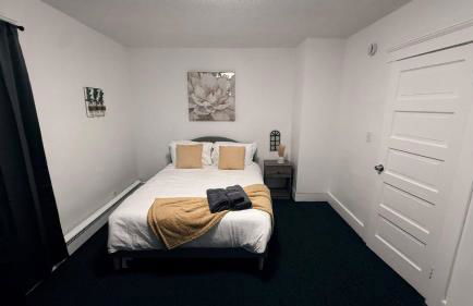 Nona - Cozy 3BR Apt with Parking, Desk & Fast WiFi near Yale, Quinnipiac, SCSU & Hospitals - Foto 12