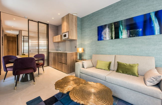 The Garden Suites - Photo 34