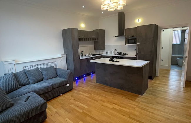 Impeccable 1 Bed Apartment in Wolverhampton - Foto 1