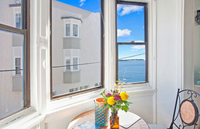 Beach House - Photo 18