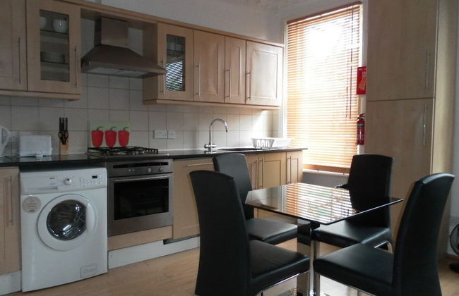 Access Earl's Court - Foto 6