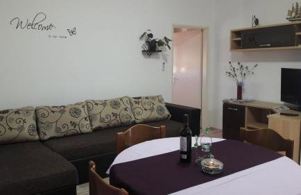 Apartments Kaić 1045 - Photo 16