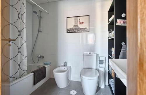 2 BEDROOMS NEXT TO THE BEACH&MIRAMAR SHOPPING CENTER-SWIMMING POOL-PARKINg - Photo 27