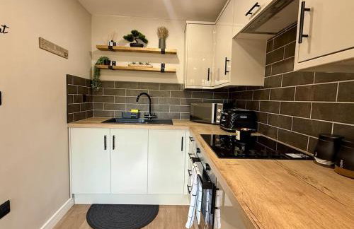 Detached Modern Flat 8 Min Walk to Pudsey Station - Foto 12