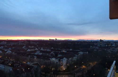 Schwabing-Studio great sunset view & balcony - Foto 1
