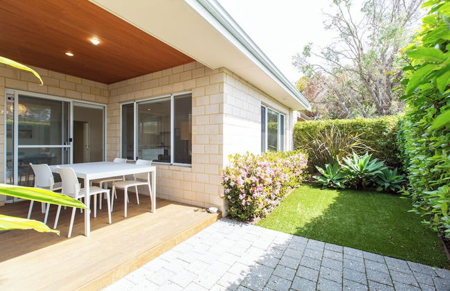 Contemporary Cove - Foto 33