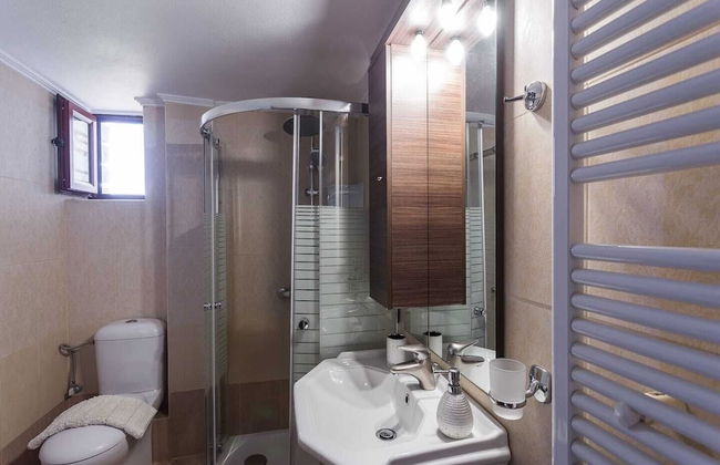 Peacefull Stone-Built Villa - Foto 26