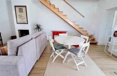 Refúgio no Oeste com Vistas Perto Óbidos e Praias - Foto 20