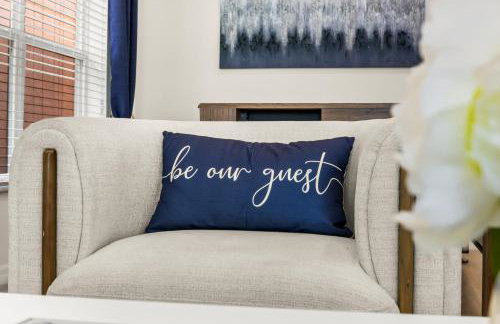 654- Newly Renovated Fabulous 4-Bedroom Pool Home in Watersong Resort, Game Room, Theater Room and More - Foto 9