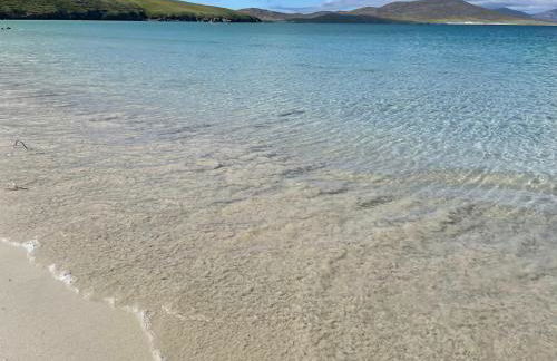 Self Catering house with lovely sea views, 44 Back - Photo 26