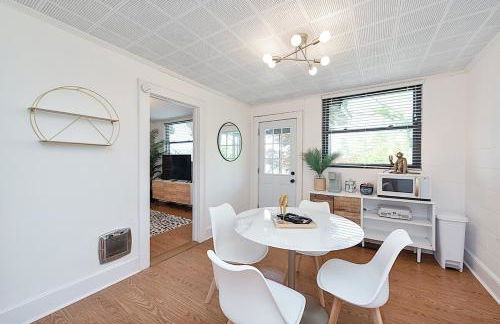 Lake Hickory Trio 1 BR Pink Unit - Foto 27