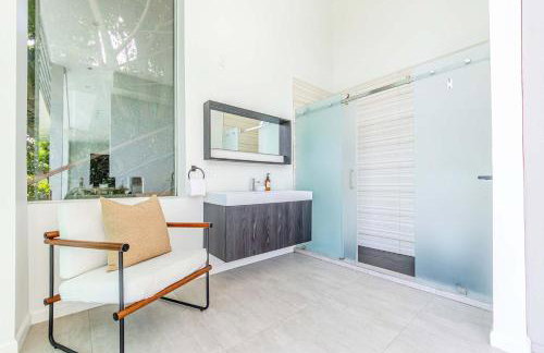 Hillside 4B Villa w Infinity Pool City Views - Foto 20