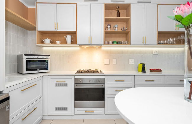 Mayfair Luxury 212 - Photo 14