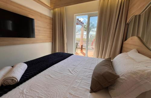 Beira-Mar Sofisticado com Vista Mar e Piscina - Foto 49