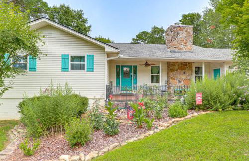 Fairfield Bay Home On Golf Course with Fenced Yard! - Foto 2