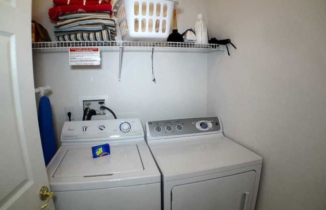 4BR 3BA Home in Indian Creek by CV-2675 - Foto 18