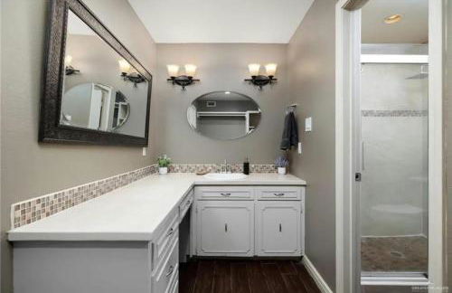 Peaceful and Relaxing Sharyland Golf Course Villa - Photo 6