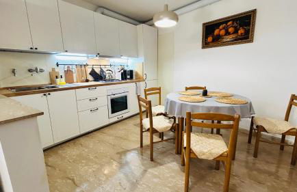 Ampio Appartamento su 2 Livelli nel Centro Storico, Ideale per Coppie o Gruppi da 2 a 5 Persone - Foto 26