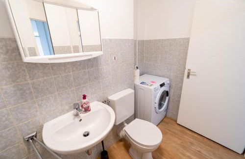 Monteurwohnung mit Top-Anbindung - Atrium - Foto 11