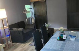 Alvin with all serenity and bliss and yet close dearly - Foto 8