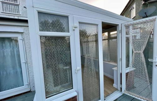 Semi Detached House in Aldershot - Foto 45