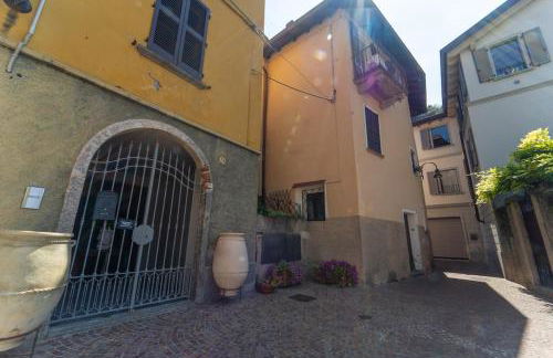 Vintage Home in the hamlet with lake view - Photo 41