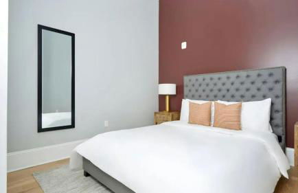 Sleeps 16 4 Units Steps to the French Quarter The Harlequin by AvantStay - Foto 46